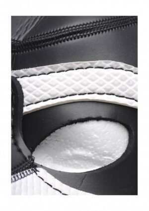 Neoprene Puppy Hood - Black and White - Afbeelding 8