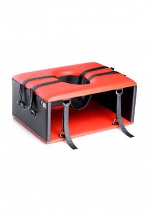 Queening Chair - Black and Red