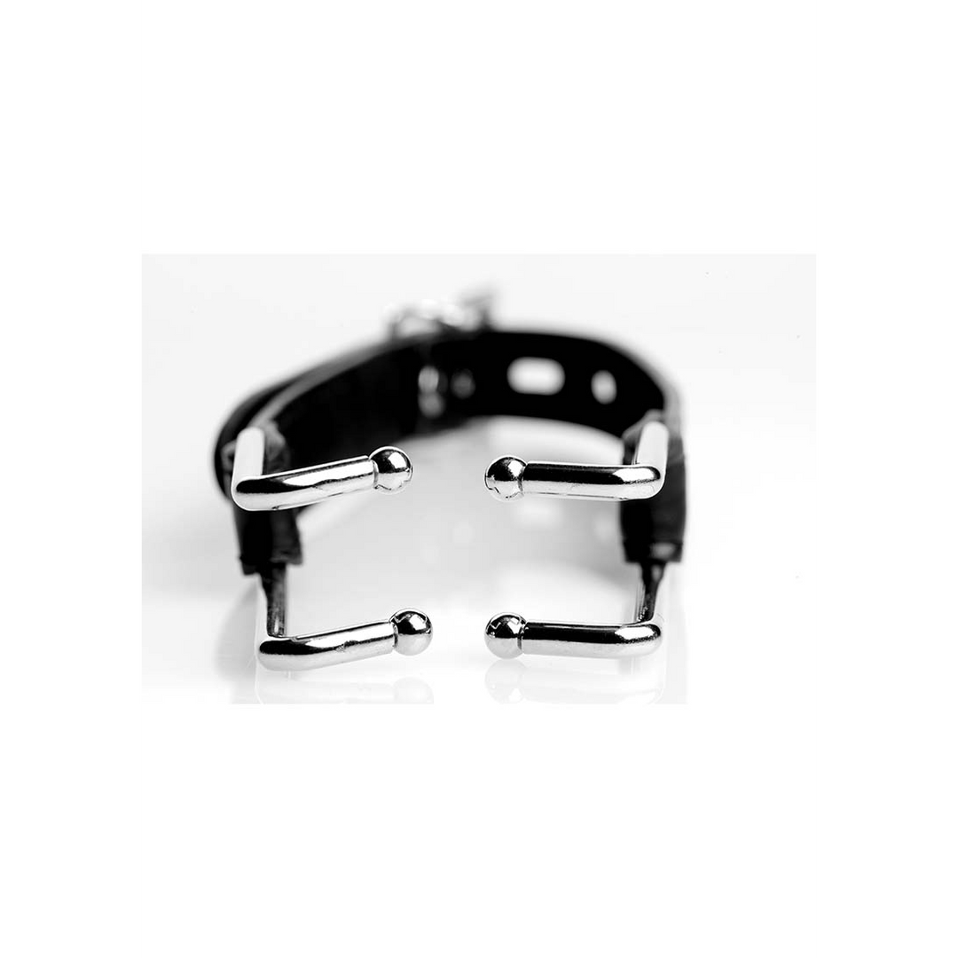 Strict - Mondspreider