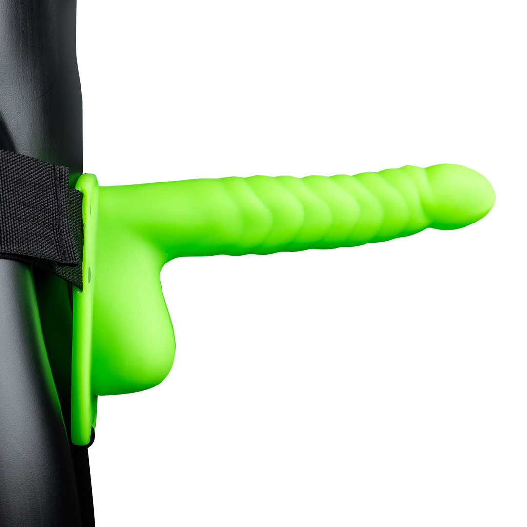 Ouch! - Glow in the Dark Ribbed Hollow Strap-On met Ballen - 8 / 21 cm - Neon Groen